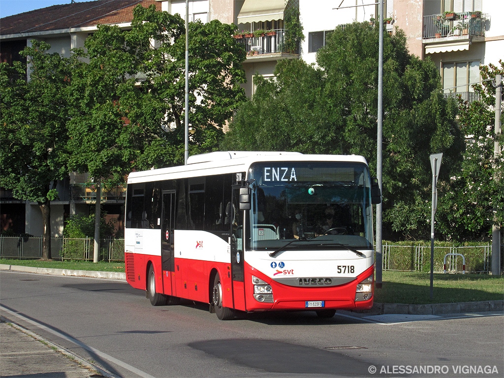 Iveco Crossway Line 12M #5718