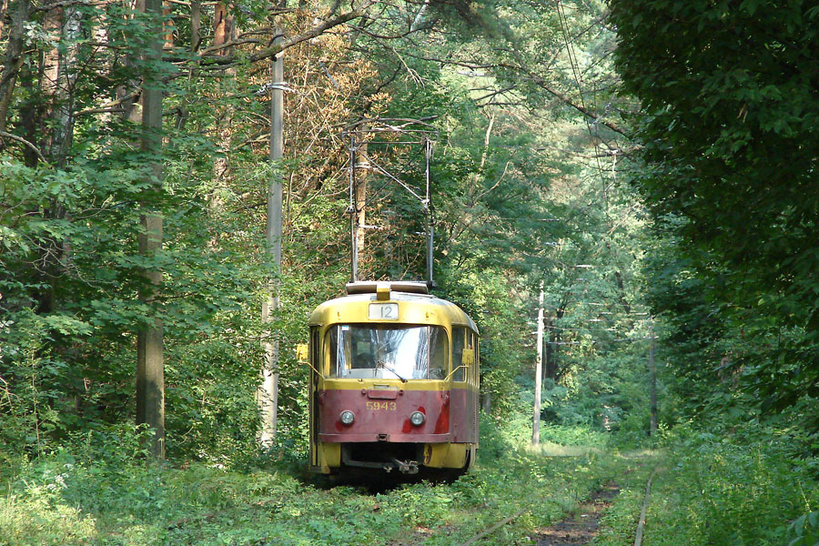 Tatra T3SU #5943