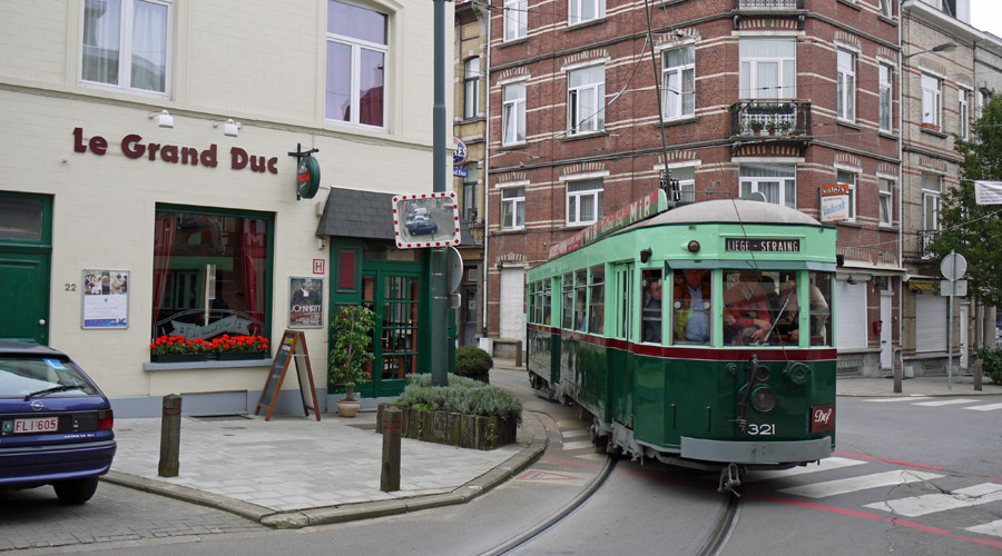 RELSE Type D tram #321