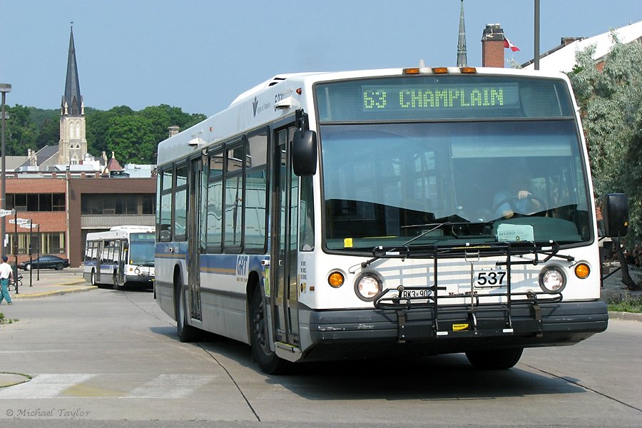 Nova Bus LFS #537